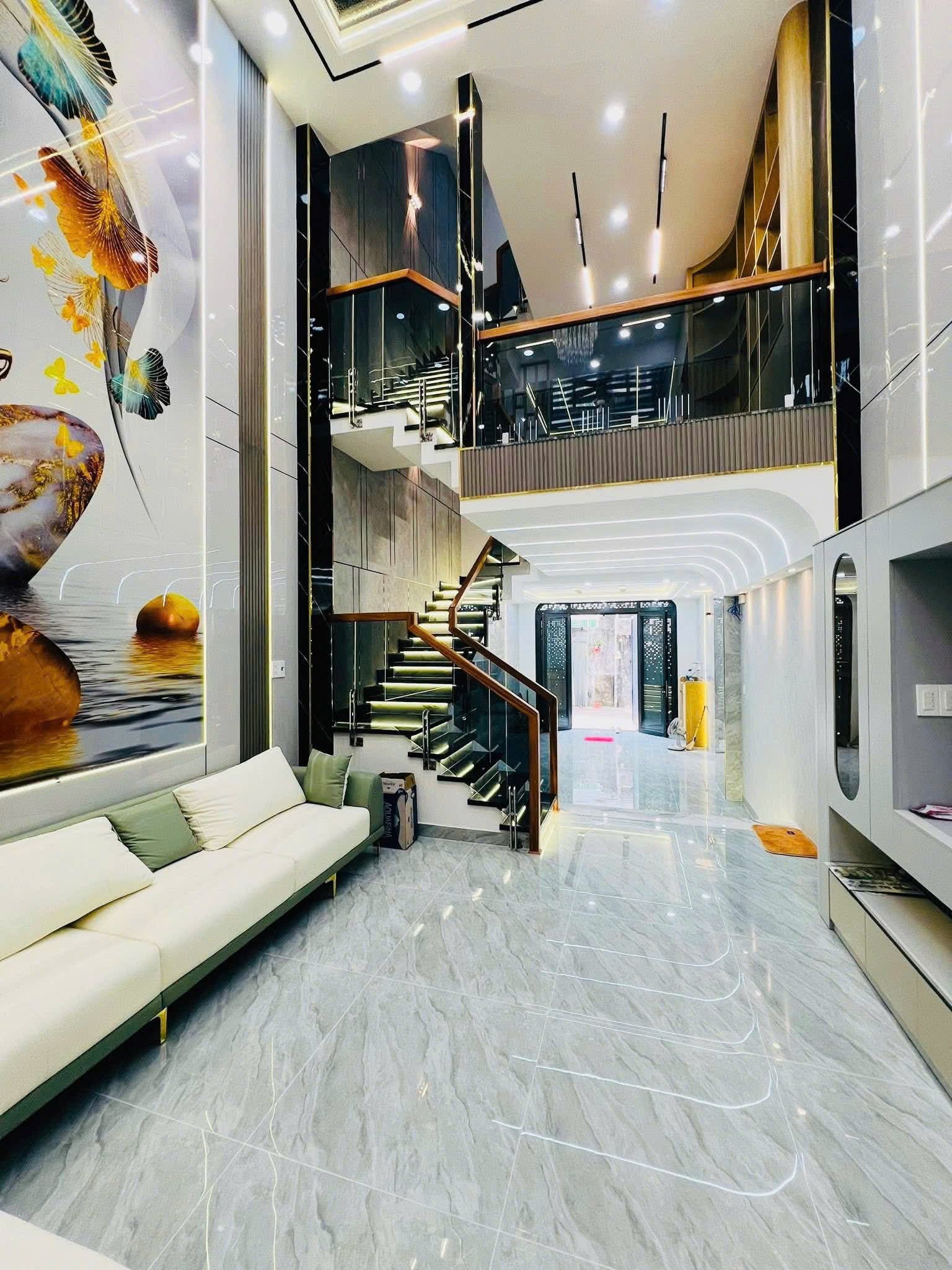 Nhà 5 tầng gần Aeon Mall Bình Tân – đường xe hơi 6m – ngang 4m – chỉ hơn 7 tỷ