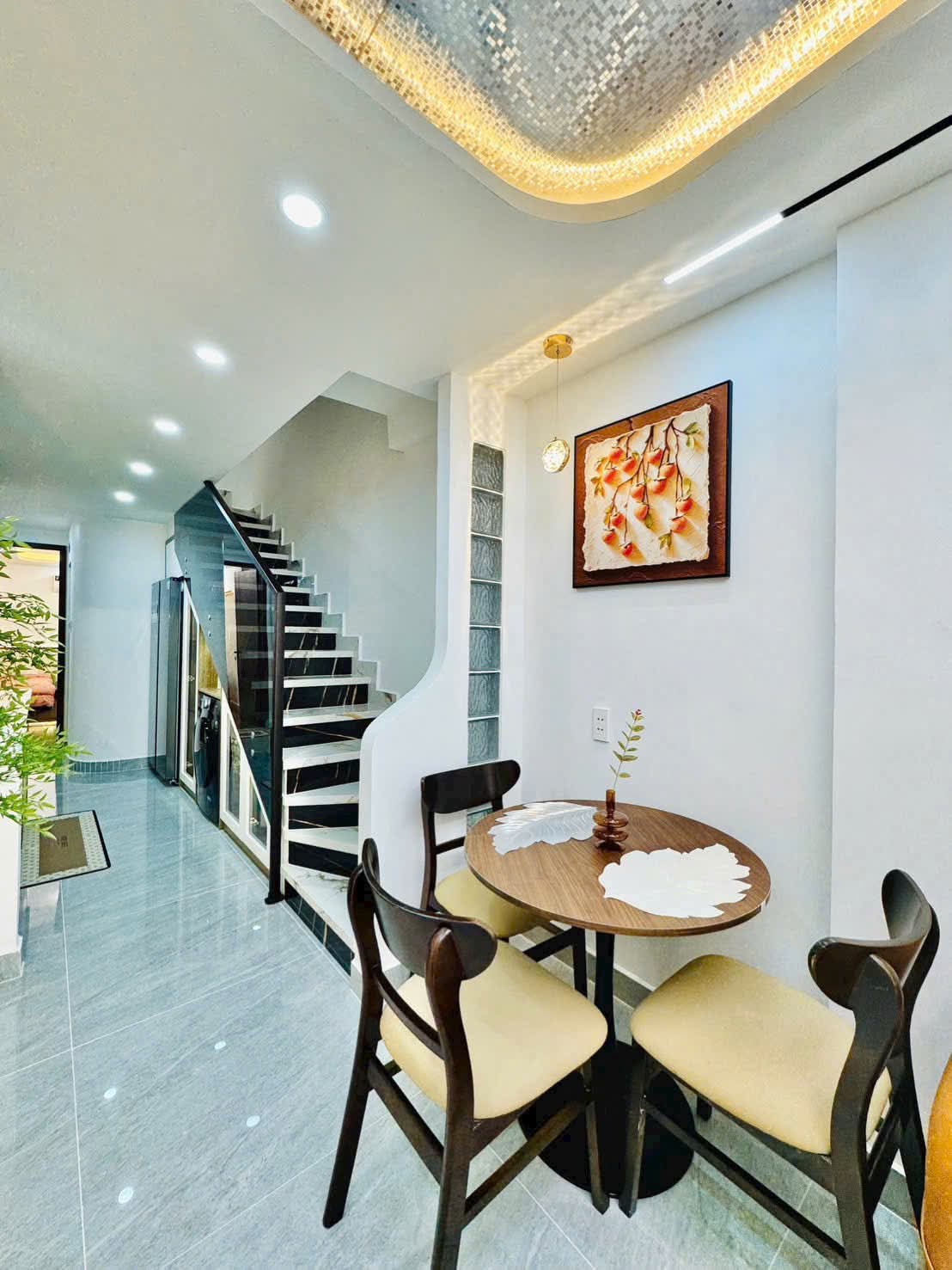 Nhà mới sát Chợ Bà Chiểu – HXH 4m – 3PN 3WC – full nội thất – chỉ 6.379 tỷ