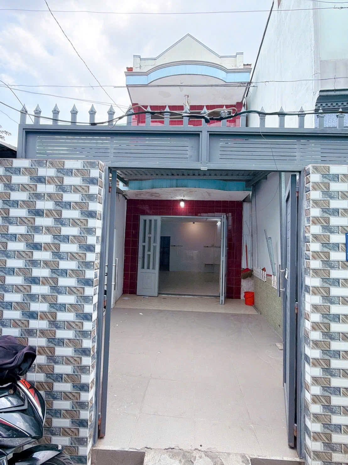 Q4 Gần MT Tôn Thất Thuyết – 73m2 – 2 Tầng – Chỉ 6.999 Tỷ