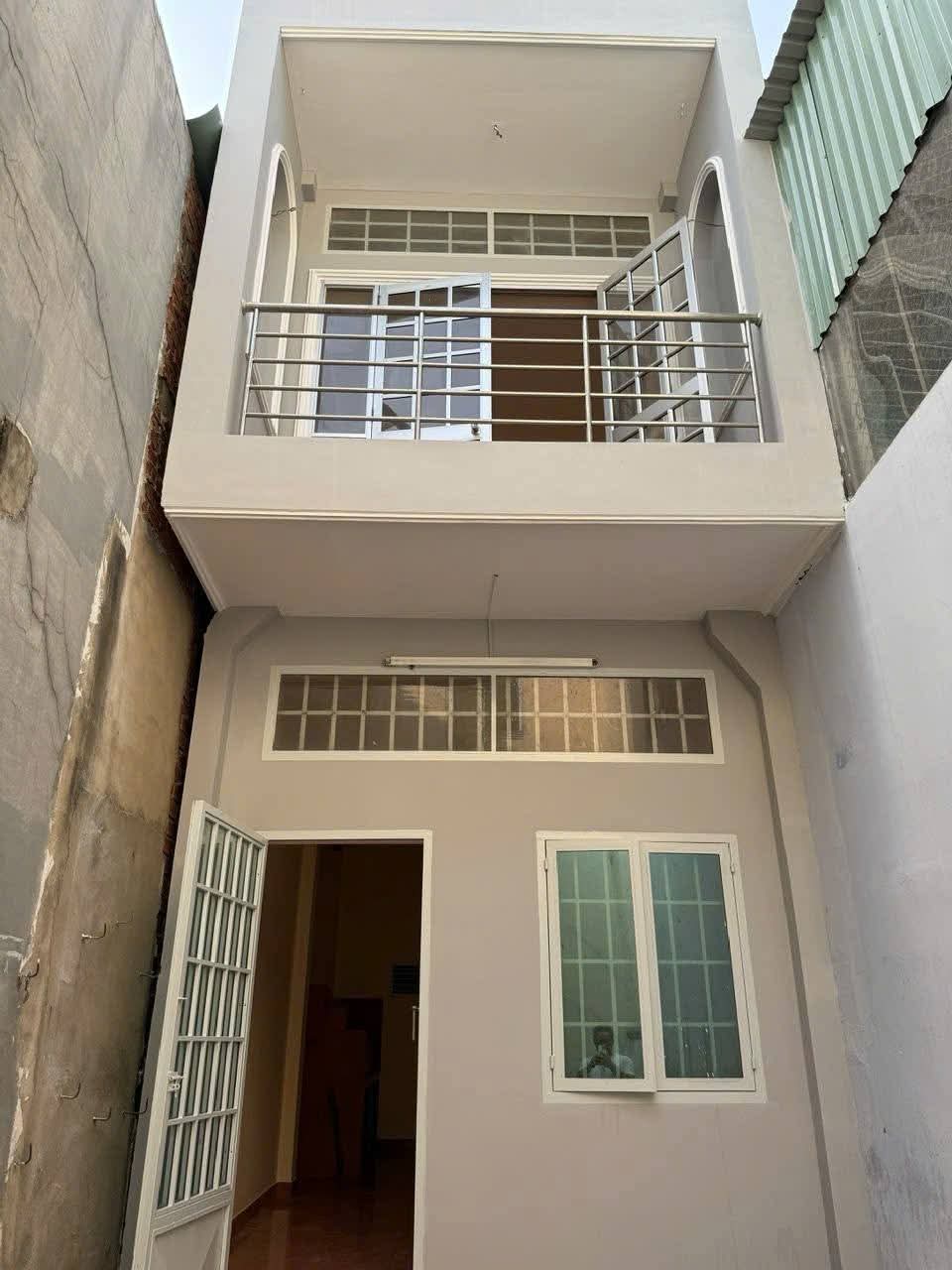 Mặt Tiền Lê Văn Lương Q7 – 95.8m2 – 3 Tầng – Giá Tốt 22 Tỷ – Khai Thác Ngay