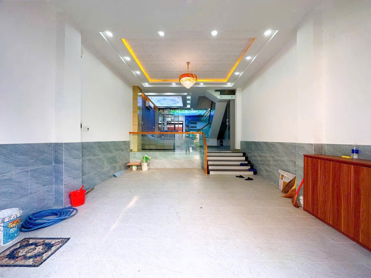 Bán nhà KDC Huỳnh Tấn Phát Nhà Bè – 5x16m, 1 trệt 2 lầu sân thượng, 4PN, giá 8.1 tỷ