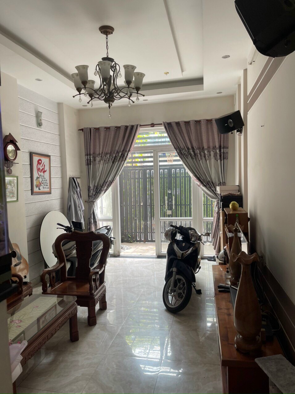 Bán nhanh giá tốt nhà MT đường Chánh Hưng 1 trệt 2 lầu 70,6m2